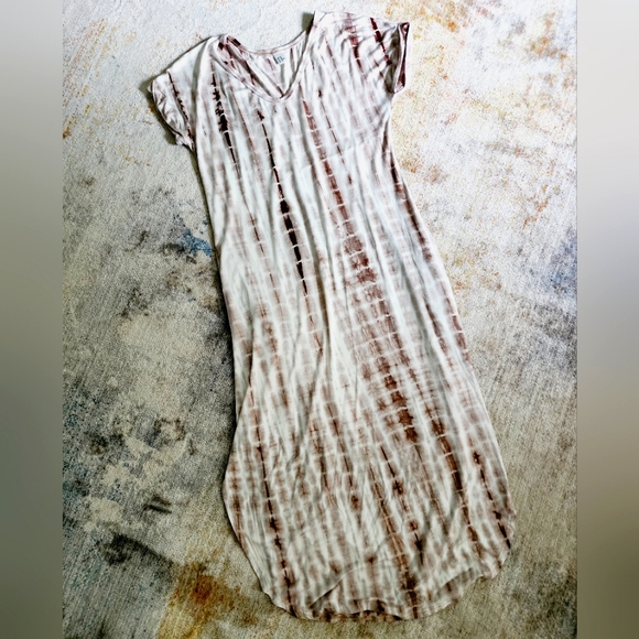 ** 2/$20 ** Tie-Dye Maxi dress with POCKETS! - Picture 1 of 14